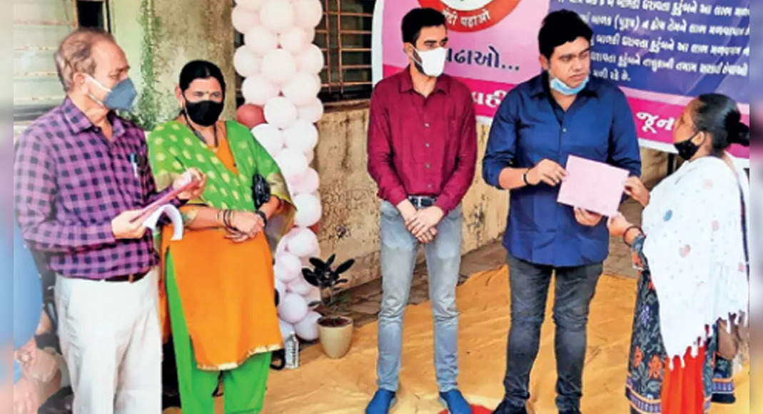 Gujarat: 'Pink Card' Benefits for Parents of Girls