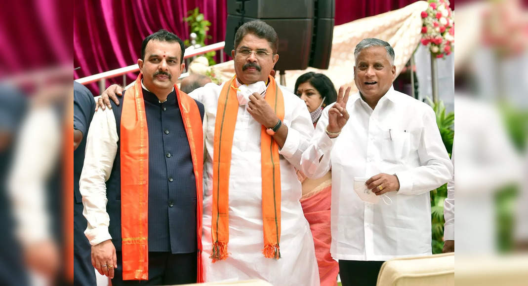 V Somanna and R Ashoka Horn Keys on the B'luru Portfolio