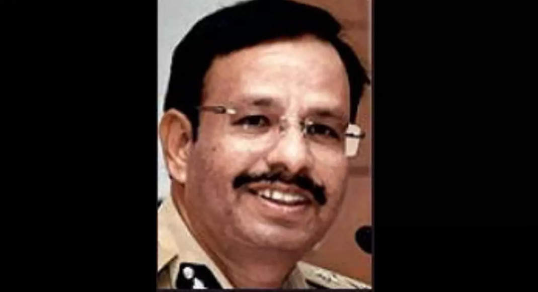 Meet specialists? What is: VC Sajjana