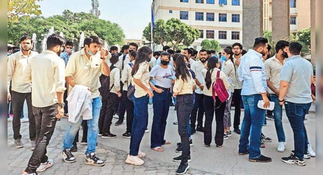 Arrest of arrests was accused of saying students in campus protests