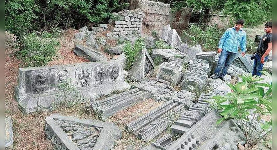 The Temple of Tribues in Jangaon shouted for restoration