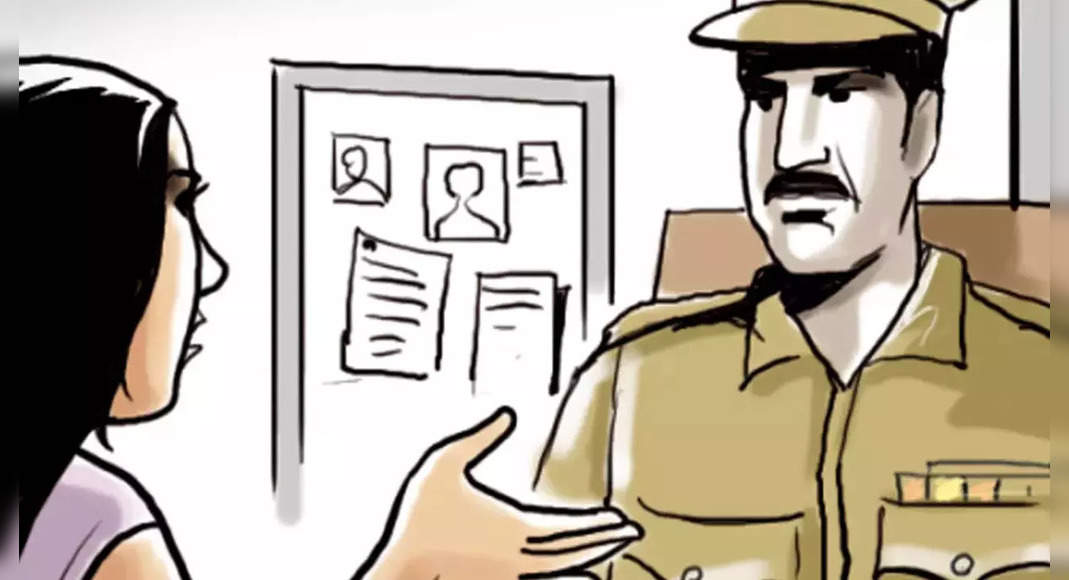 Enchanting Rs 10 Costs Prahladnagar Women's Wallet