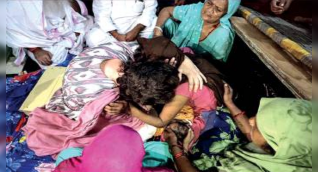 Priyanka Gandhi paused from going to Agra