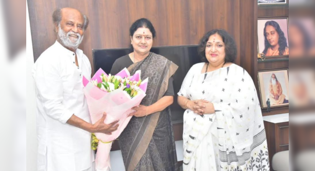 Sasikala Meet Rajinikia.